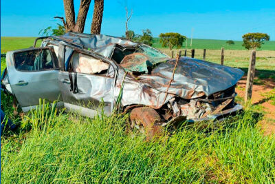 Imagem da notícia Vítimas de capotamento na BR-060 são irmãos advogados de Paraíso das Águas